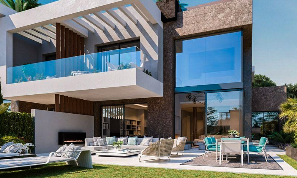 Casas de nueva construcción de primera clase con diseño modernista en venta en una urbanización cerrada al este del centro de Marbella 74440