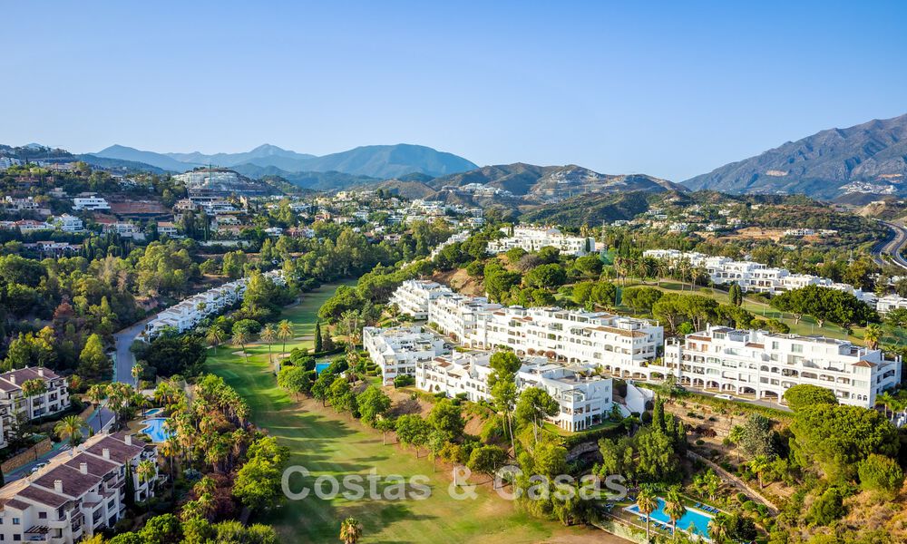 Prestigioso ático renovado en venta, junto a un campo de golf líder en La Quinta, Benahavis - Marbella 74476