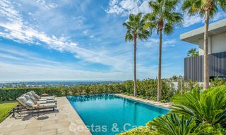 Majestuosa villa de lujo con vistas panorámicas en venta La Quinta, Benahavis - Marbella 74984 