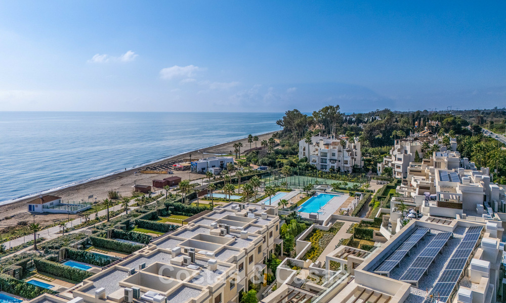 Apartamento de lujo en venta, en un lujoso complejo de playa en la Nueva Milla de Oro entre Marbella y Estepona 773551