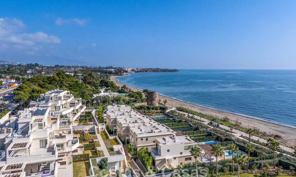 Apartamento de lujo en venta, en un lujoso complejo de playa en la Nueva Milla de Oro entre Marbella y Estepona 773552