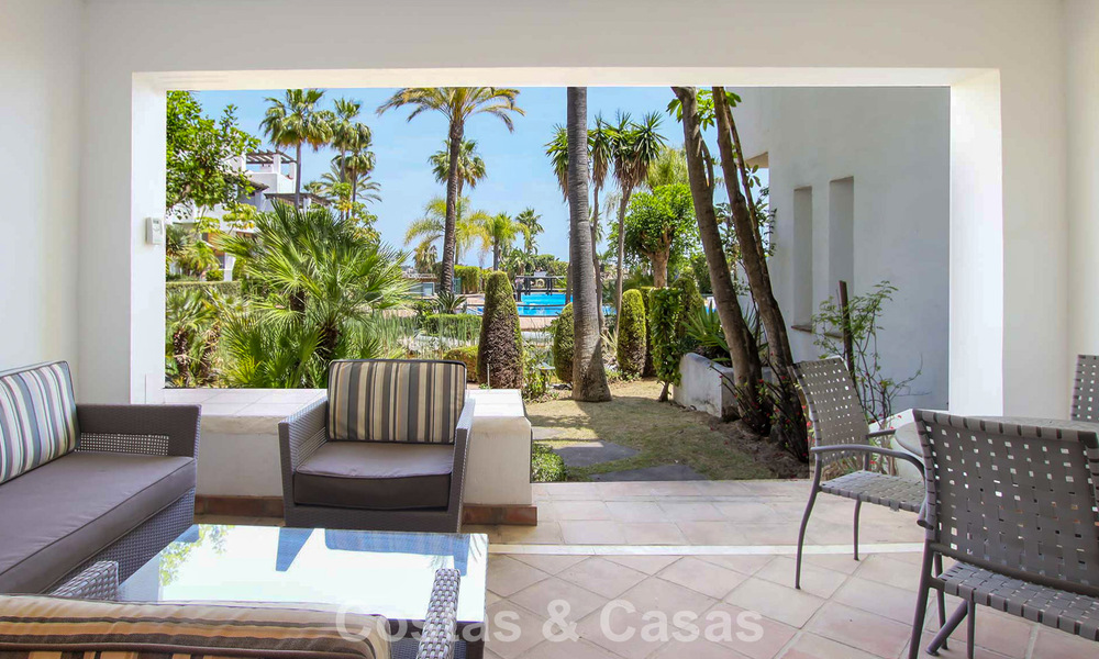 Amplia casa lista para entrar a vivir en venta a un paso del campo de golf en Benahavis - Marbella 773509