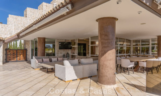 Obra maestra arquitectónica en venta con impresionantes vistas al mar en La Quinta, Benahavis - Marbella 774003 