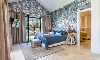 Villa de lujo con diseño mediterráneo atemporal en venta en una cotizada zona de golf de Nueva Andalucía, Marbella 773730 