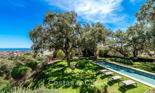 Encantadora villa de lujo en un hermoso terreno en venta rodeada de vegetación en El Madroñal, Benahavis - Marbella 774147 