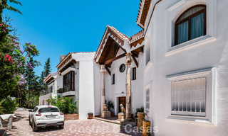 Villa única estilo loft en venta en una cotizada zona residencial en Nueva Andalucía, Marbella 774487 