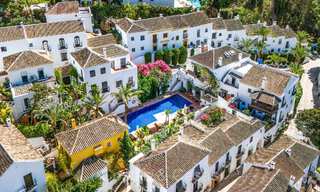 Casas en venta, pueblo andaluz, en el corazon de La Milla de Oro, entre Marbella y Puerto Banus 73269 